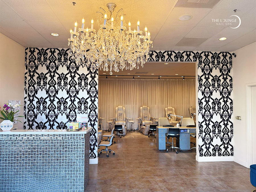 The Lounge Nail Spa